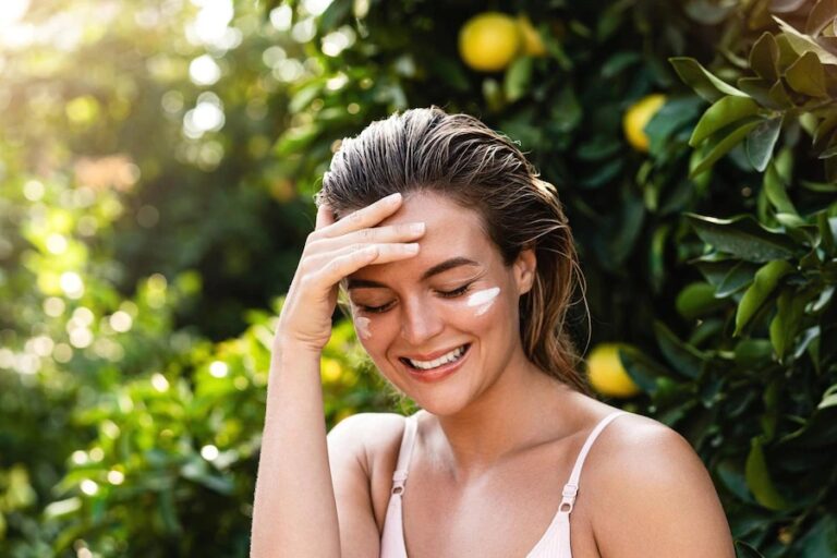 How to Achieve Glowing Summer Skin: Simple Skincare Tips